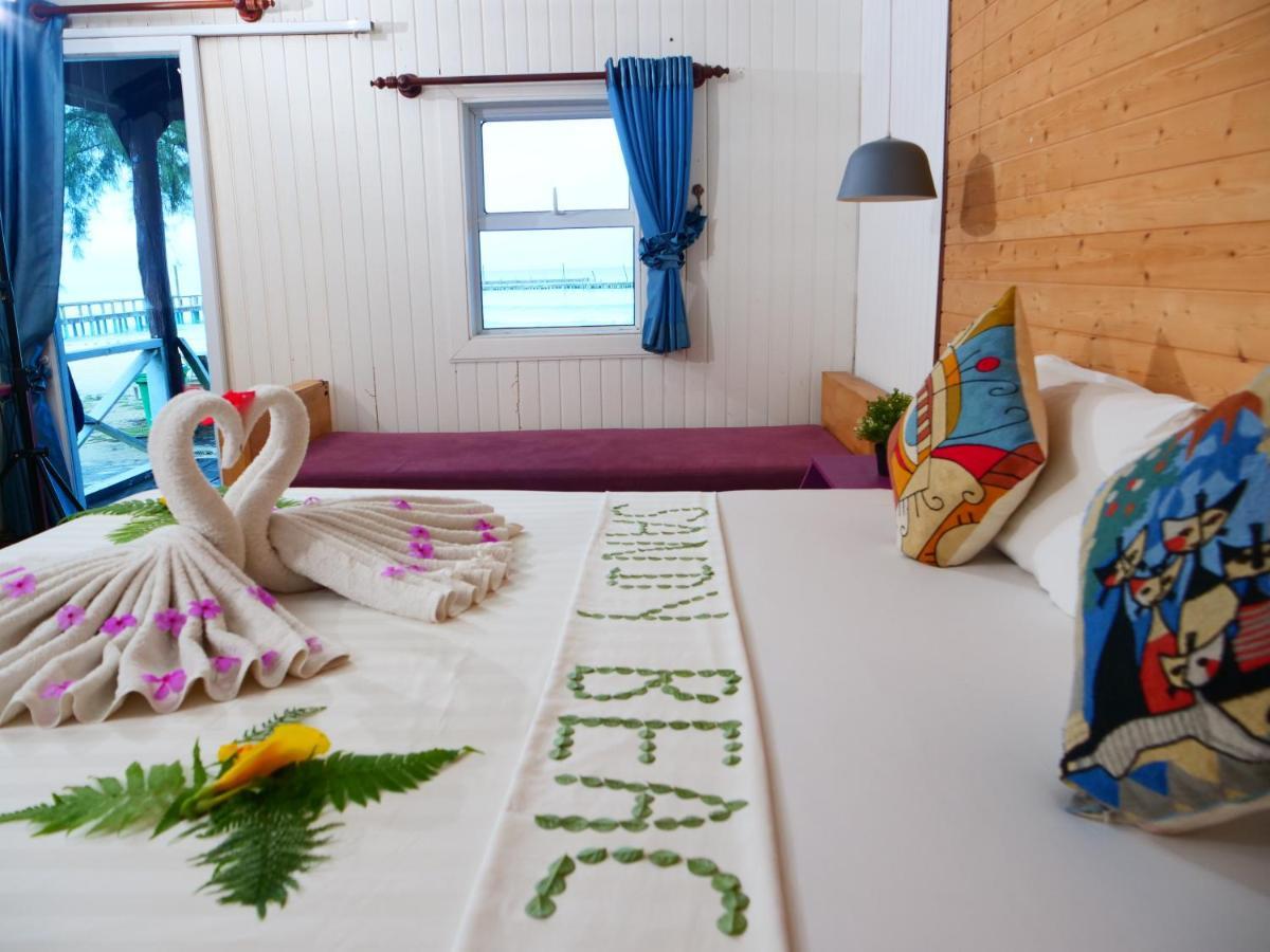 Sandy Beach Bungalows By Ehm Koh Rong Sanloem Exterior foto