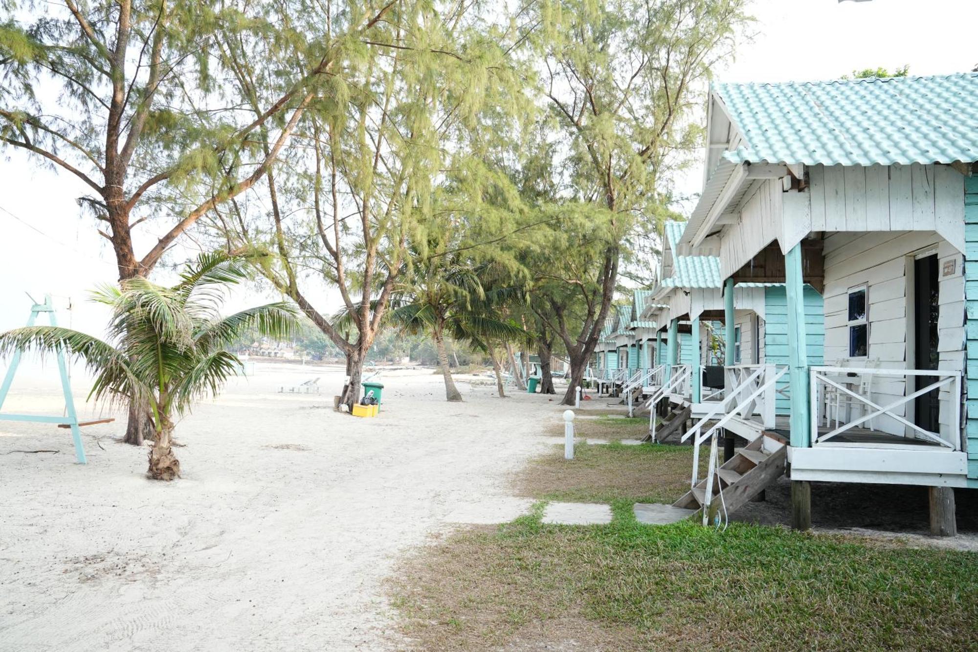 Sandy Beach Bungalows By Ehm Koh Rong Sanloem Exterior foto