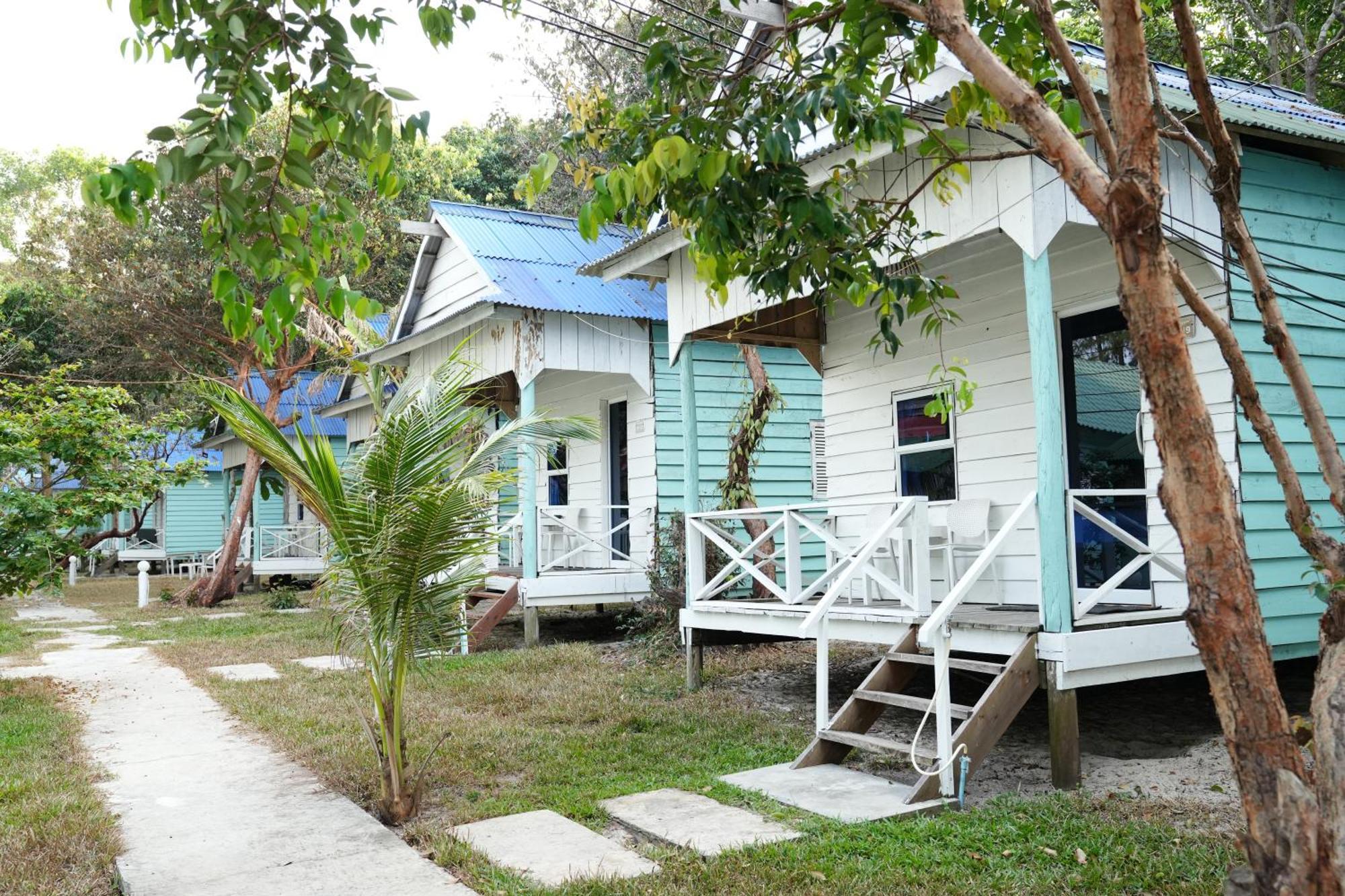 Sandy Beach Bungalows By Ehm Koh Rong Sanloem Exterior foto